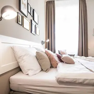 Place And Comfort Czechy